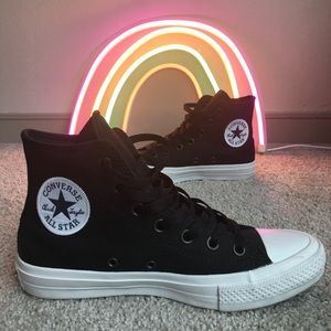 Converse Chuck Taylor “Chuck II” high tops